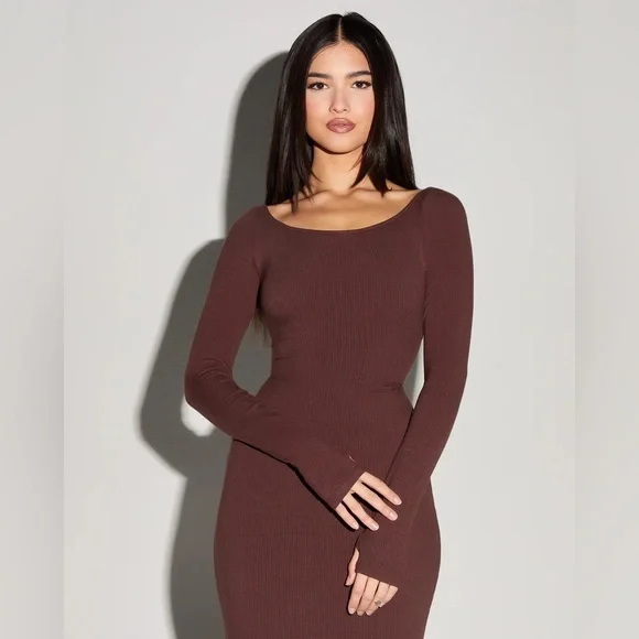 TA3 Brown Scoopy Long Sleeve Dress - Picture 5 of 5